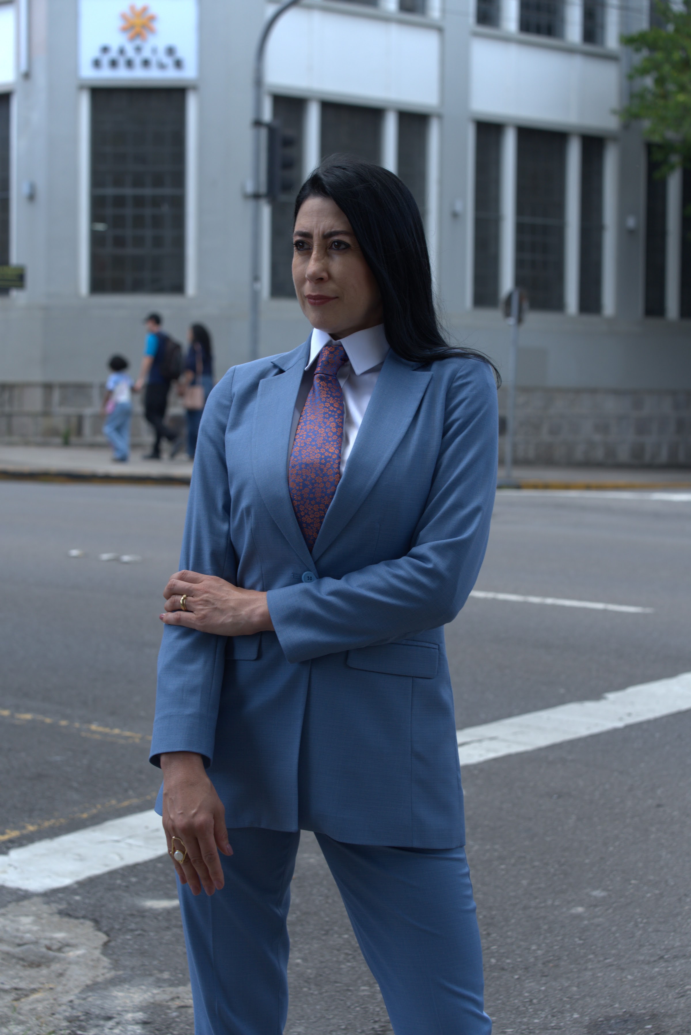 Blazer azul claro olho de perdiz — fotografia da peça Cris Taglieber